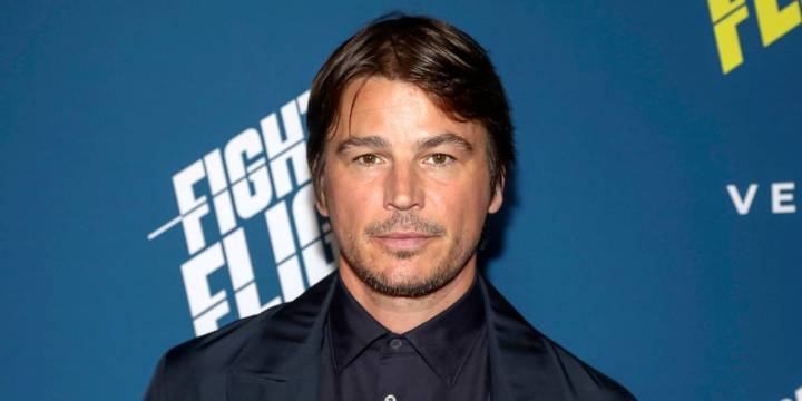 Actor Josh Hartnett involved in crash with patrol vehicle after leaving Netflix set, reports say