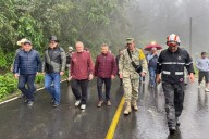 Gobernador visita la zona del desastre en Tianguistengo; estas son las afectaciones tras las lluvias
