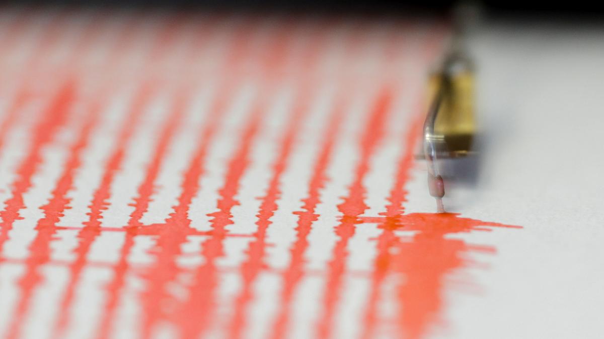 Magnitude 7.4 earthquake strikes Philippines coast, tsunami warning issued