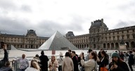 Louvre remains closed day after jewel heist