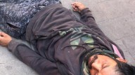 Sujeto resulta con golpe en la cabeza al caer en el centro de Cuautla