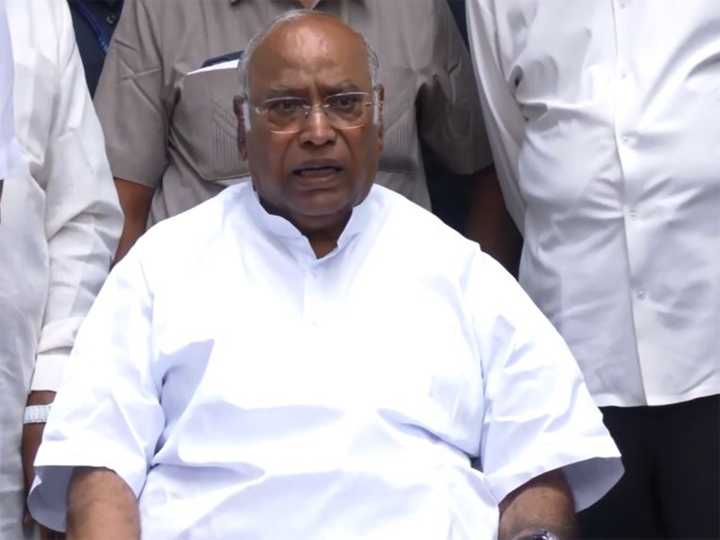 Mallikarjun Kharge condemns attack on CJI BR Gavai