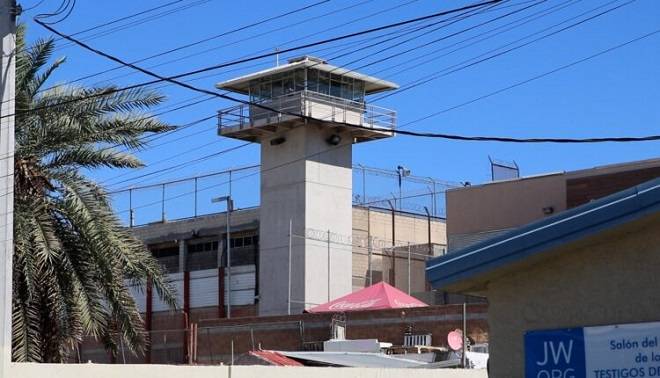 Reclusas transmitieron desde el penal de Tijuana porque inhibidores no bloquean la señal