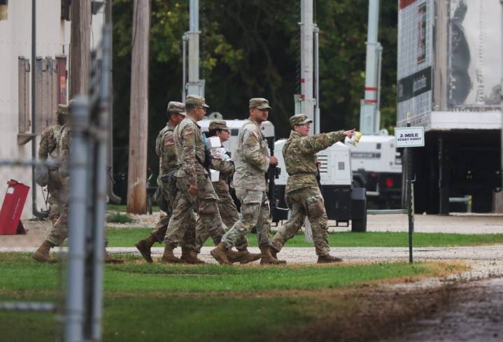 Illinois Asks Supreme Court To Block National Guard Deployment To Chicago