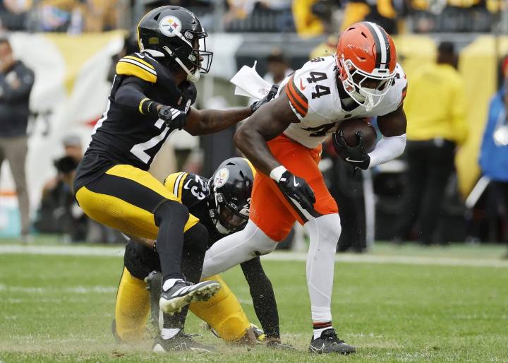 Fantasy football rankings Week 7: Sleepers, projections, starts, Jameson Williams, Harold Fannin and more