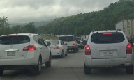 Accidente con camión en autopista de Cayey ocasiona tremendo tapón