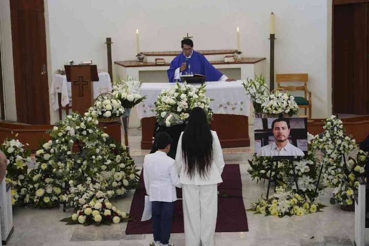 El líder limonero Bernardo Bravo dejó a su escolta y cambió de automóvil, previo a su asesinato, dice gobernador