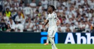 «Yo me voy del equipo, mejor me voy»: la protesta de Vinicius al ser cambiado por Xabi Alonso en el clásico