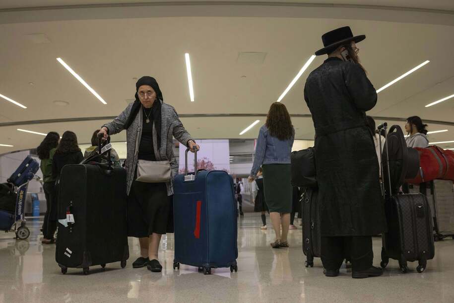 Wish you weren’t here: GOP’s government shutdown is ruining air travel
