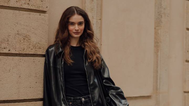 Zapatos planos: así se combinan según el street style de París