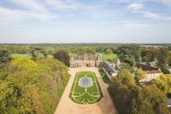 Las tres casas de la semana: un ‘château’ del siglo XVIII con caballos