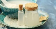 El ritual con agua, aceite y arroz para hacer una limpieza energética que es viral en redes 