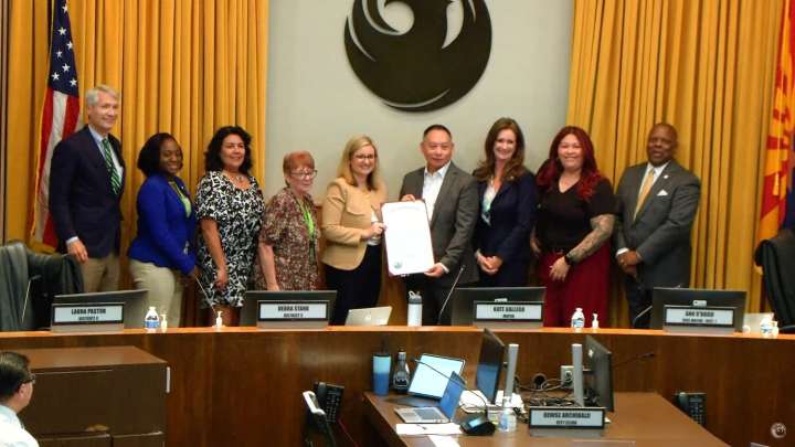 Phoenix Deputy City Manager John Chan retires after 33 years with city