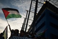 Más de 100 personas protestan contra el partido del equipo israelí Bnei Herzliya en La Laguna: “Nunca debió celebrarse”