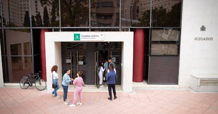 En libertad el Policía Local de Granada detenido y acusado de quebrantar la medida de alejamiento