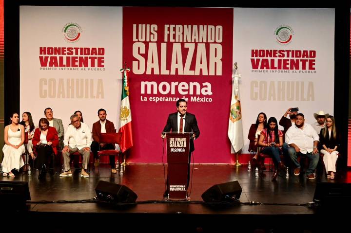 Luis Fernando Salazar rinde su primer informe como senador
