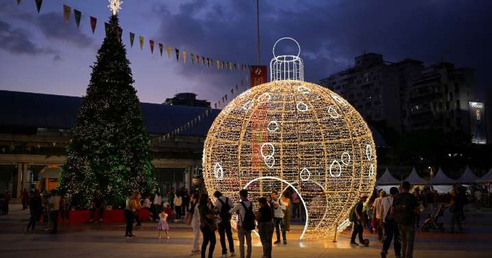 Venezuela adelanta la Navidad: así celebra Caracas en plena tensión internacional