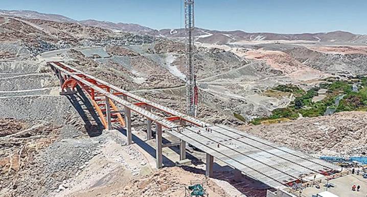 Gobierno Regional y consorcio sin acuerdo: Terminan contrato en puente Arequipa