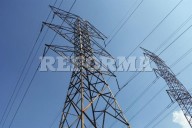 Aumenta 35% deuda de CFE  con proveedores