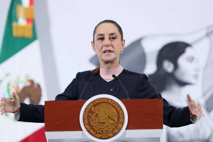 Propone Sheinbaum cooperación con Marina para interceptar narcolanchas