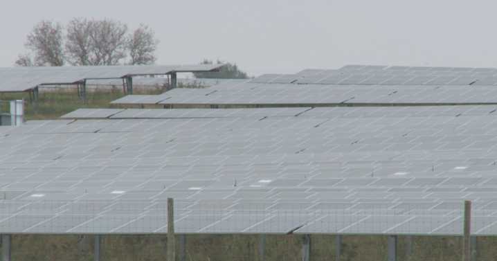 Proposed solar project in Waunakee sparks mixed reactions from residents