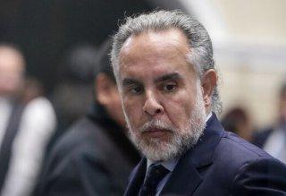 Gobierno amaga con Consulta Popular para salvar su Reforma de la Salud