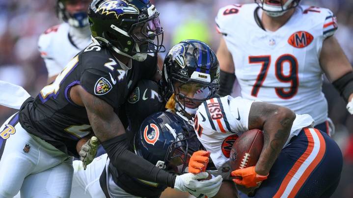Mistake-prone Bears fritter away 4-game win streak in 30