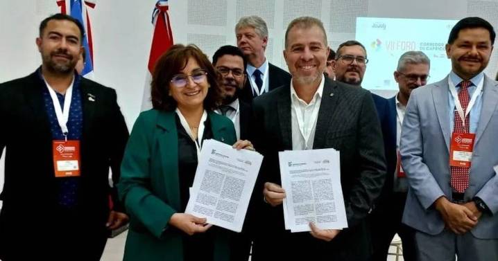 Comisión Educación firmó importante convenio