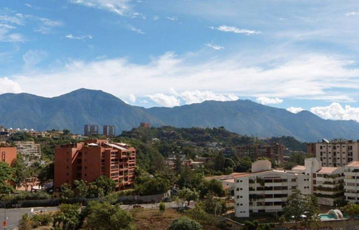 Inameh prevé cielo poco nublado este lunes