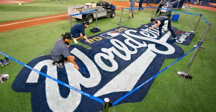 Dodgers World Series roster: Alex Vesia off, Edgardo Henriquez & Will Klein added