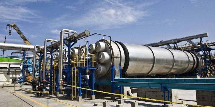 El mayor complejo pesquero de Chimbote migra a gas natural y el sector continúa con avances en su reducción de huella ambiental