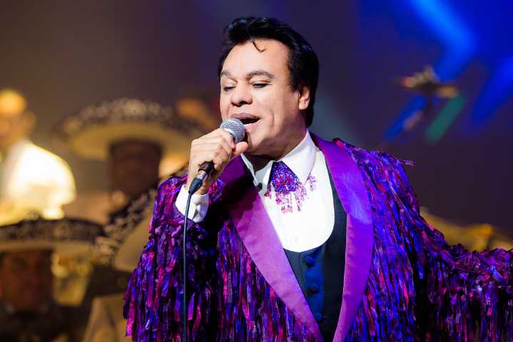 Juan Gabriel habría sido abusado por un sacerdote, revela documental de Netflix; ¿dónde verlo?