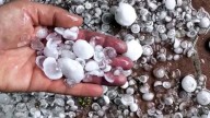 La tormenta llegó al sur de la provincia con piedra y lluvia en medio del calor extremo
