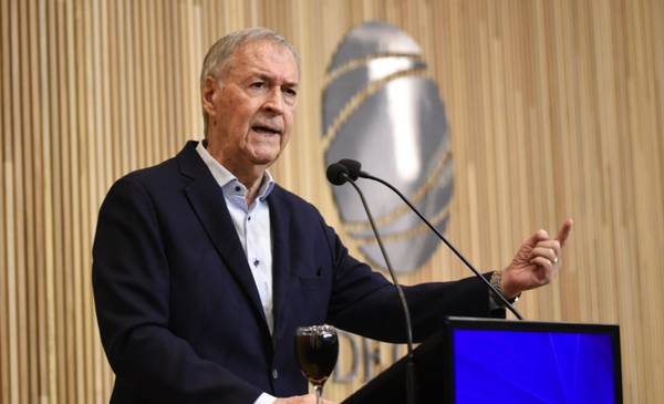 Bolsa de Comercio: Schiaretti aseguró que el modelo de Milei "es insostenible"