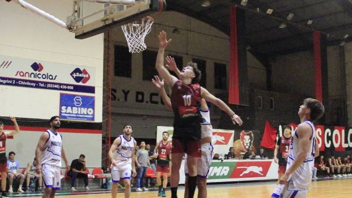 Categórico Triunfo de Colón