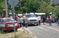 Bloqueo en San Pedro Amuzgos, en la Mixteca baja de #Oaxaca; habitantes protestan por corrupción y exigen atención del gobierno estatal