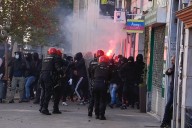 Así actúan los nuevos cachorros de la 'kale borroka' frente a la Policía vasca