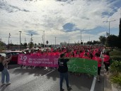 Una marea rosa recorre Algeciras en apoyo a la lucha contra el cáncer de mama
