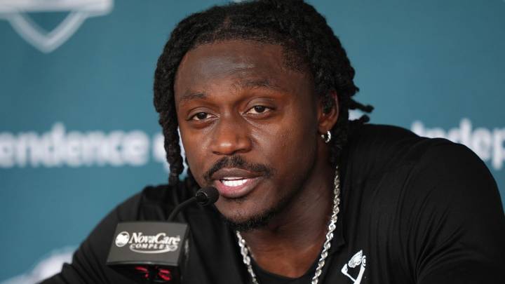 Eagles’ AJ Brown clarifies ‘I don’t recall’ answer about meeting