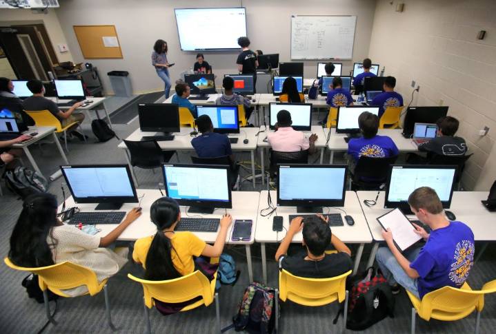 Editorial: Florida needs guardrails for AI in classrooms
