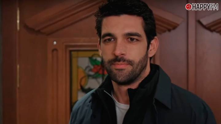 Quién es Melih Özkaya: su edad, su pareja y biografía de Akin en 'Una nueva vida'