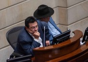 Debate de reforma a la salud en Senado se enrreda