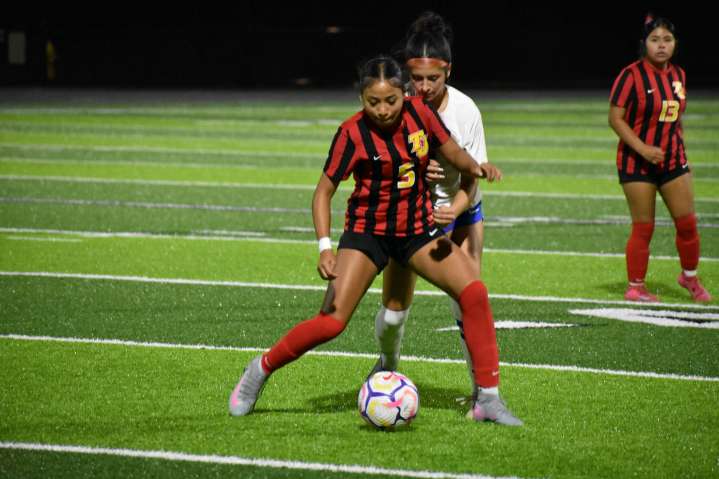 Thomas Jefferson girls soccer hangs on to beat Lions