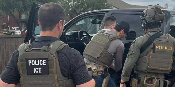 México exige justicia por 10 mexicanos muertos bajo custodia de ICE en EE.UU.