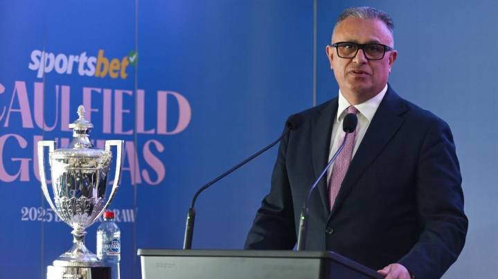 Shock as Melbourne Racing Club chair John Kanga steps down on eve of Caulfield Cup Carnival