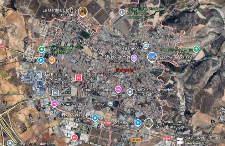 Detienen a tres personas por robar estatuas y crucifijos en el cementerio de Tarancón