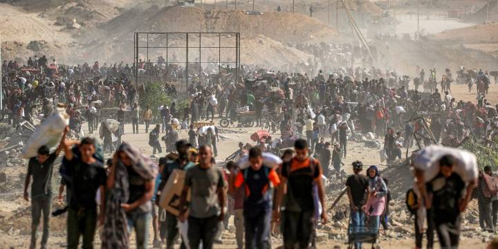 Trump orders Israel to stop bombing Gaza after Hamas partially accepts his peace plan