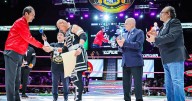 ¡Orgullo del CMLL! Okumura es galardonado por unir dos naciones a través de la lucha