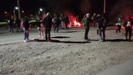 Tránsito complicado en Ruta 7 en Centenario por reclamo de ATE Salud