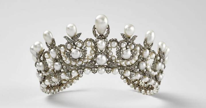 El robo de las joyas de Napoleón III en el Louvre y otros robos de película recientes